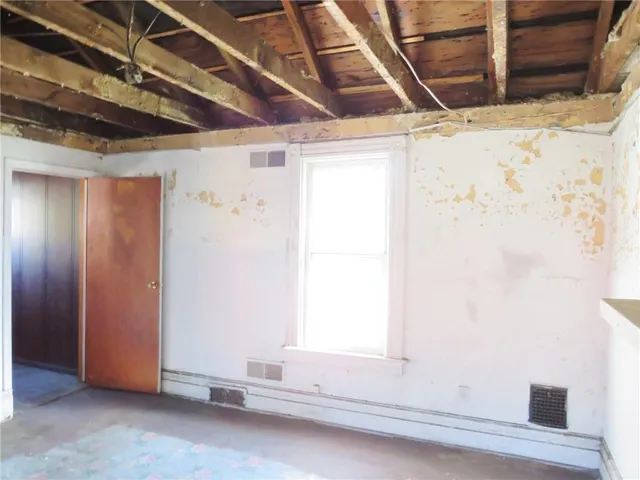 $29,950 | 1019 Maple Street, Pittsburgh, PA 15221