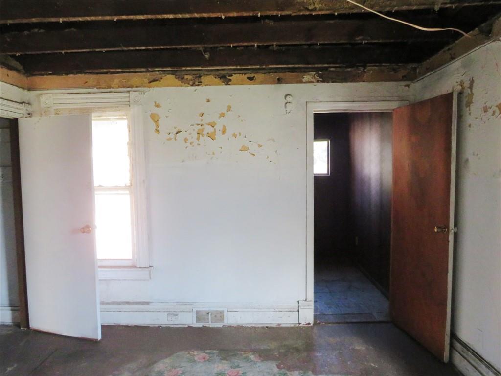 1019 Maple Street Pittsburgh, PA 15221 - Photo 22 of 32