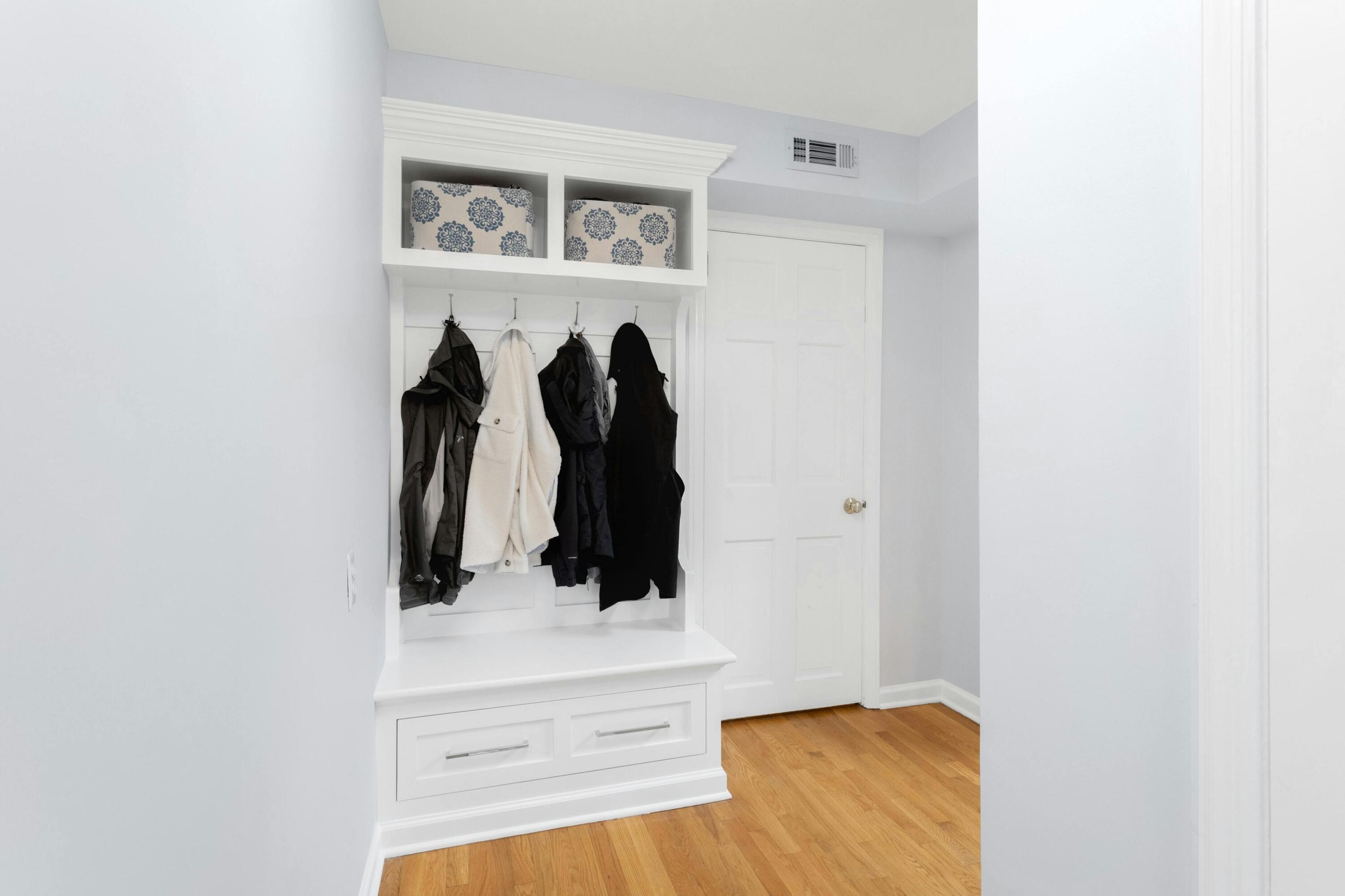 103 Hollow Tree Ridge Road Darien, CT 06820 - Photo 14 of 35 a view of towel hanging in a room