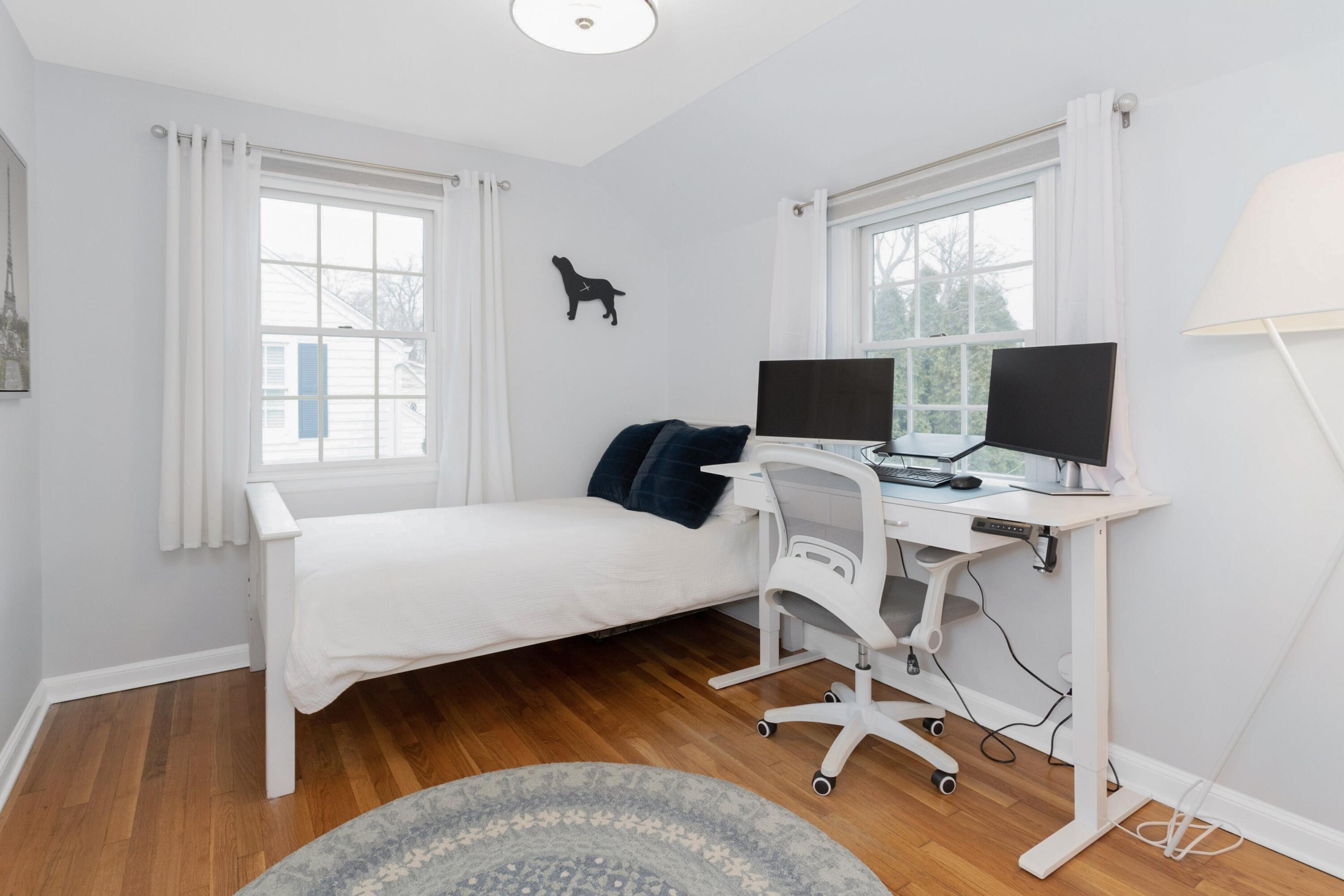 103 Hollow Tree Ridge Road Darien, CT 06820 - Photo 22 of 35 a room with a workspace