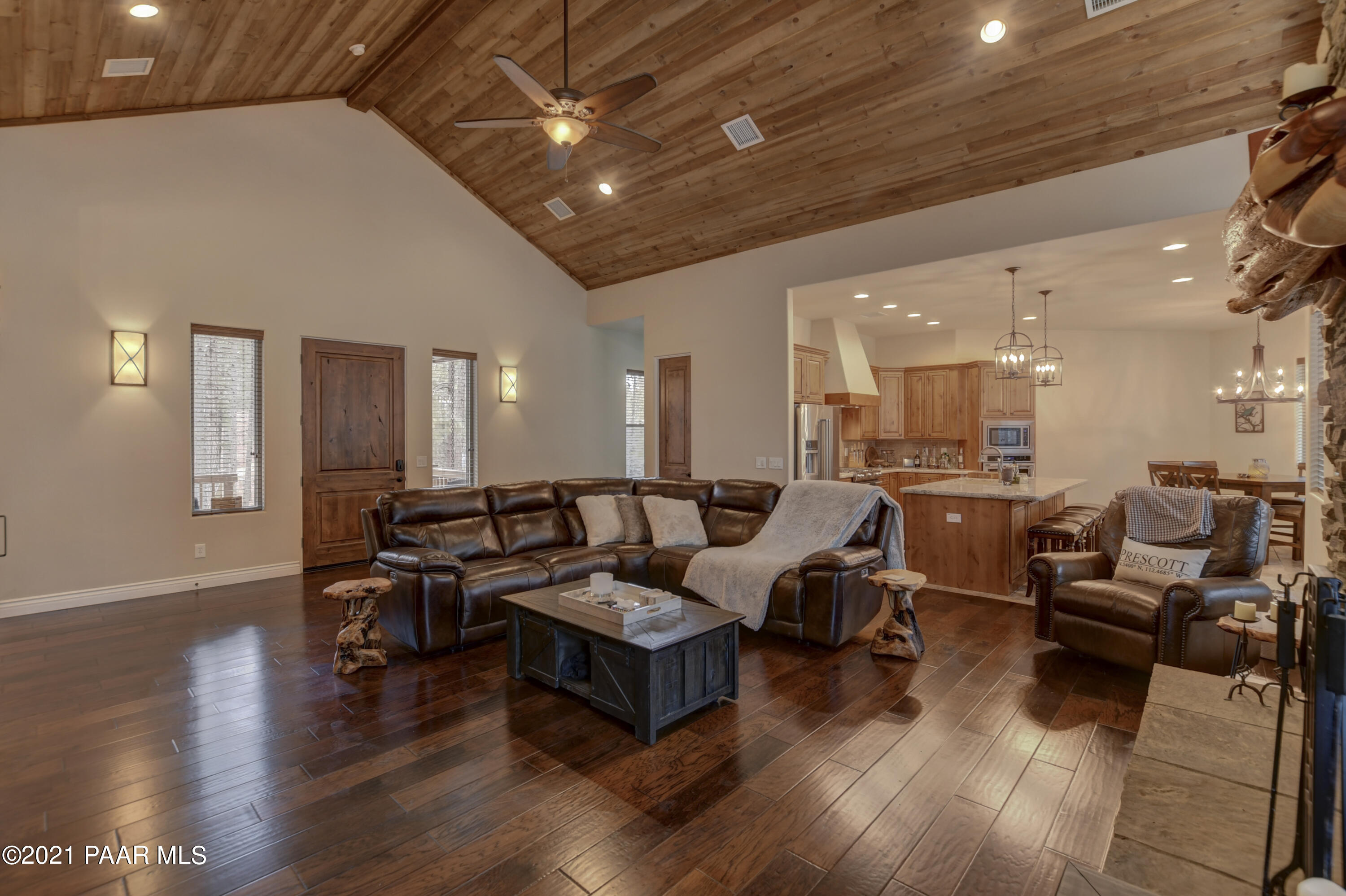 3295 East Walker Road Prescott, AZ 86303 - Photo 7 of 32 Living Room 3