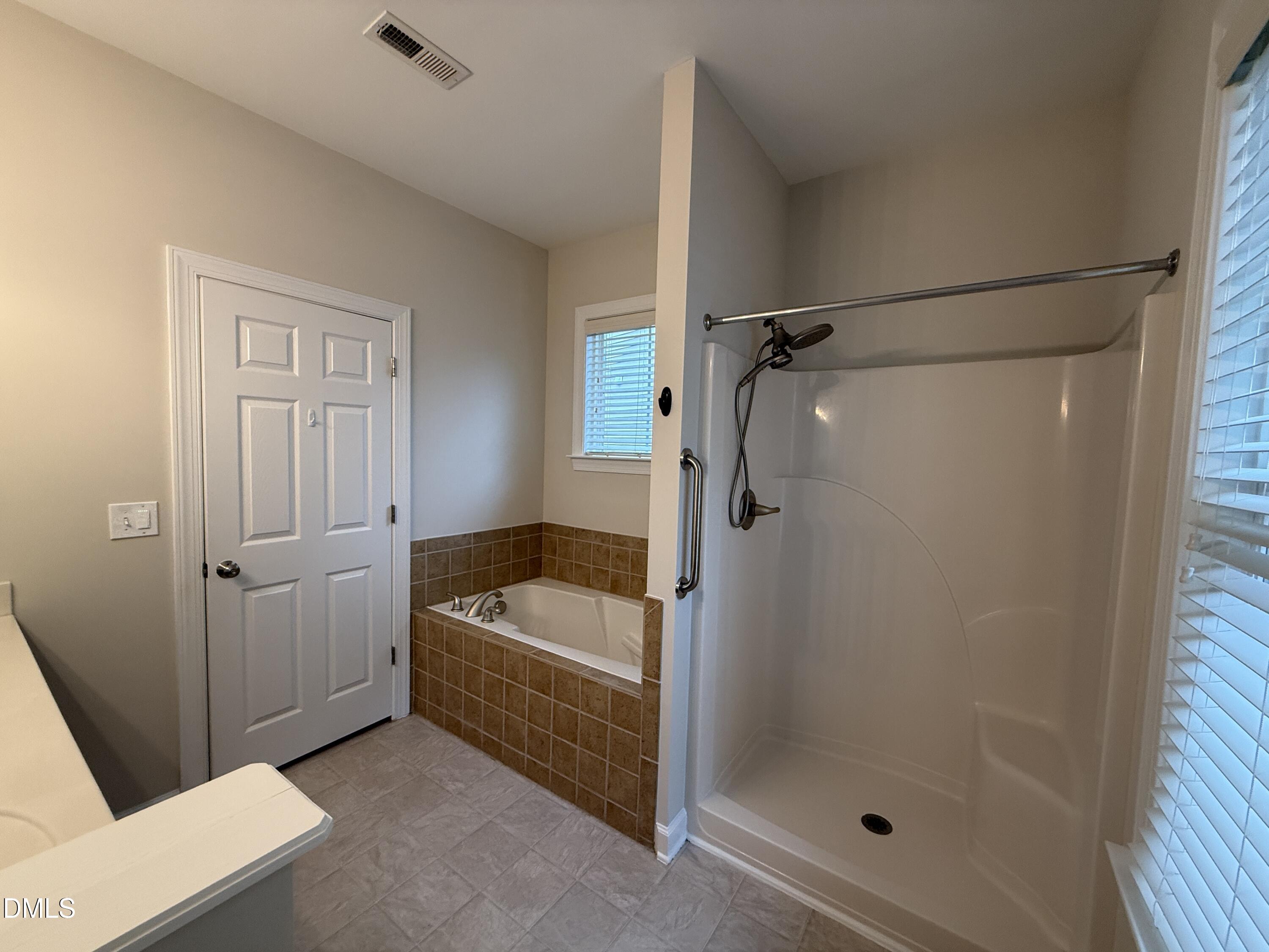 3837 Cumberland Pond Road Raleigh, NC 27606 - Photo 9 of 27 primary bath