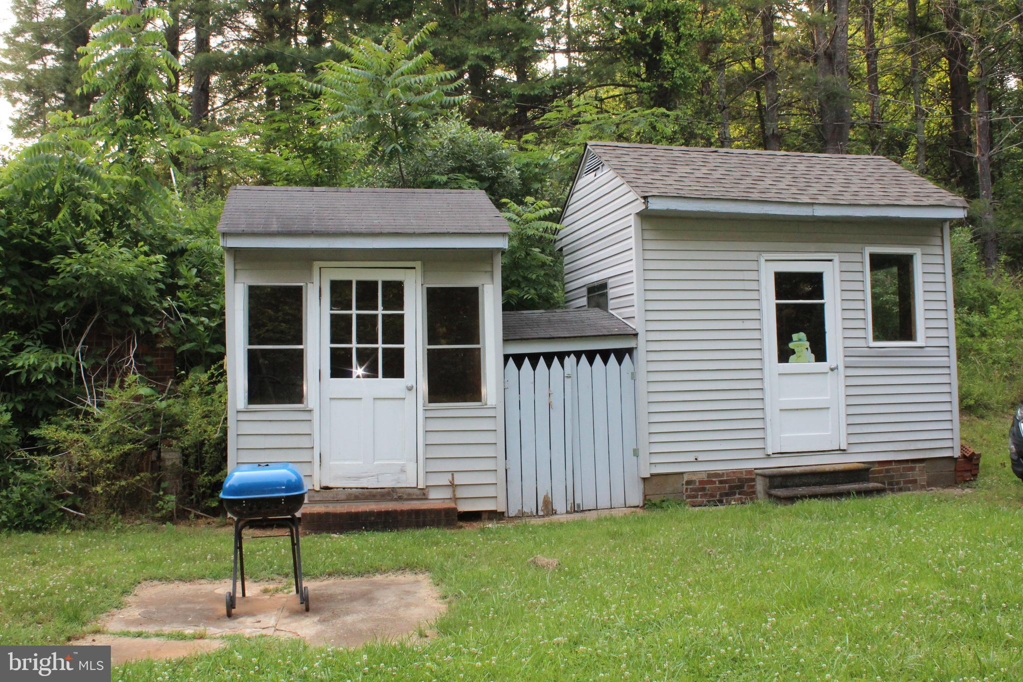 24256 Cedar Ridge Road Rapidan, VA 22733 - Photo 10 of 18 Storage sheds