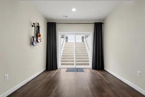 $1,550,000 | 5576 James Young Way, Fairfax, VA 22032