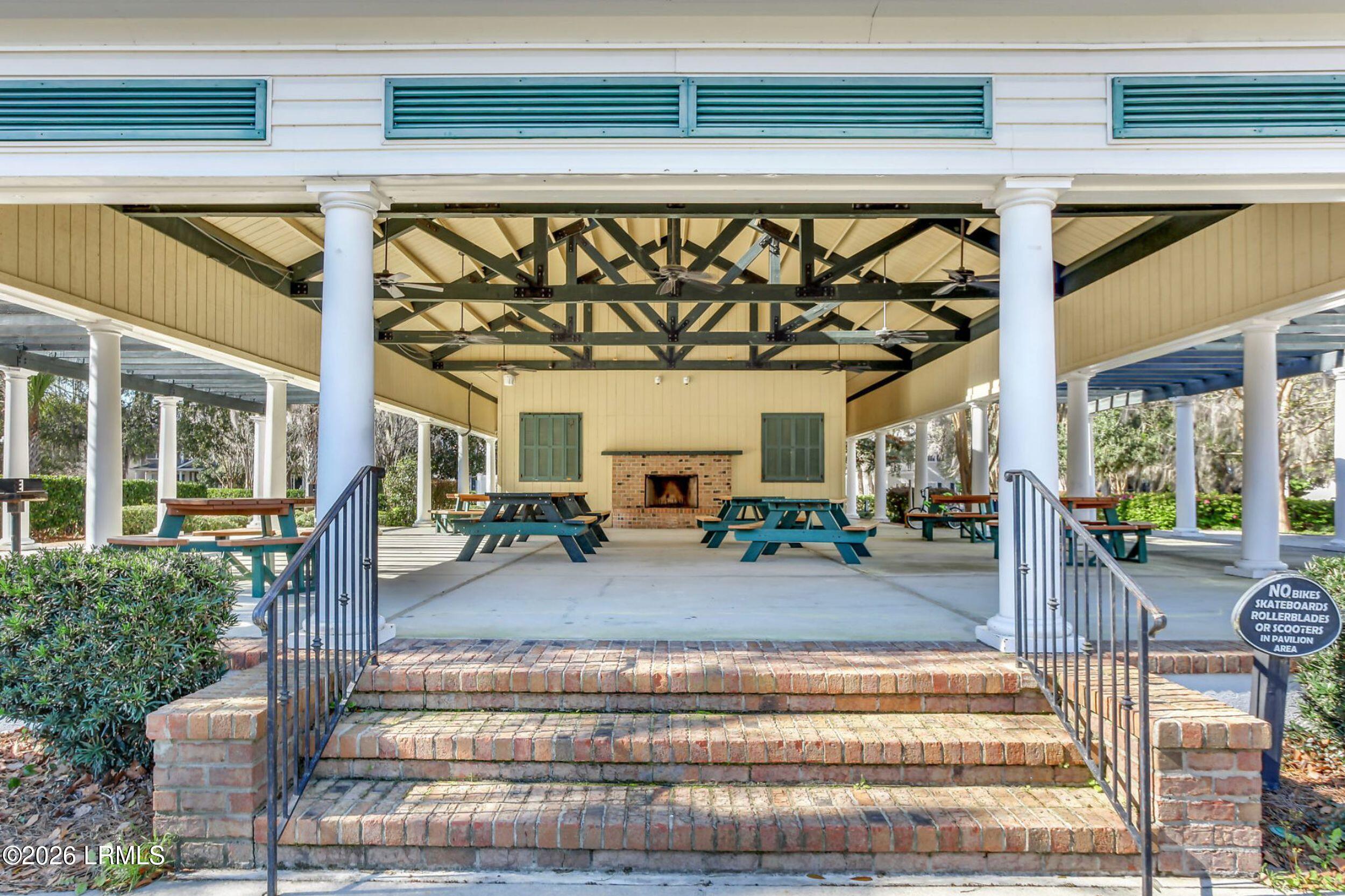 136 Regent Avenue Bluffton, SC 29910 - Photo 35 of 39 42_westbury park (8)