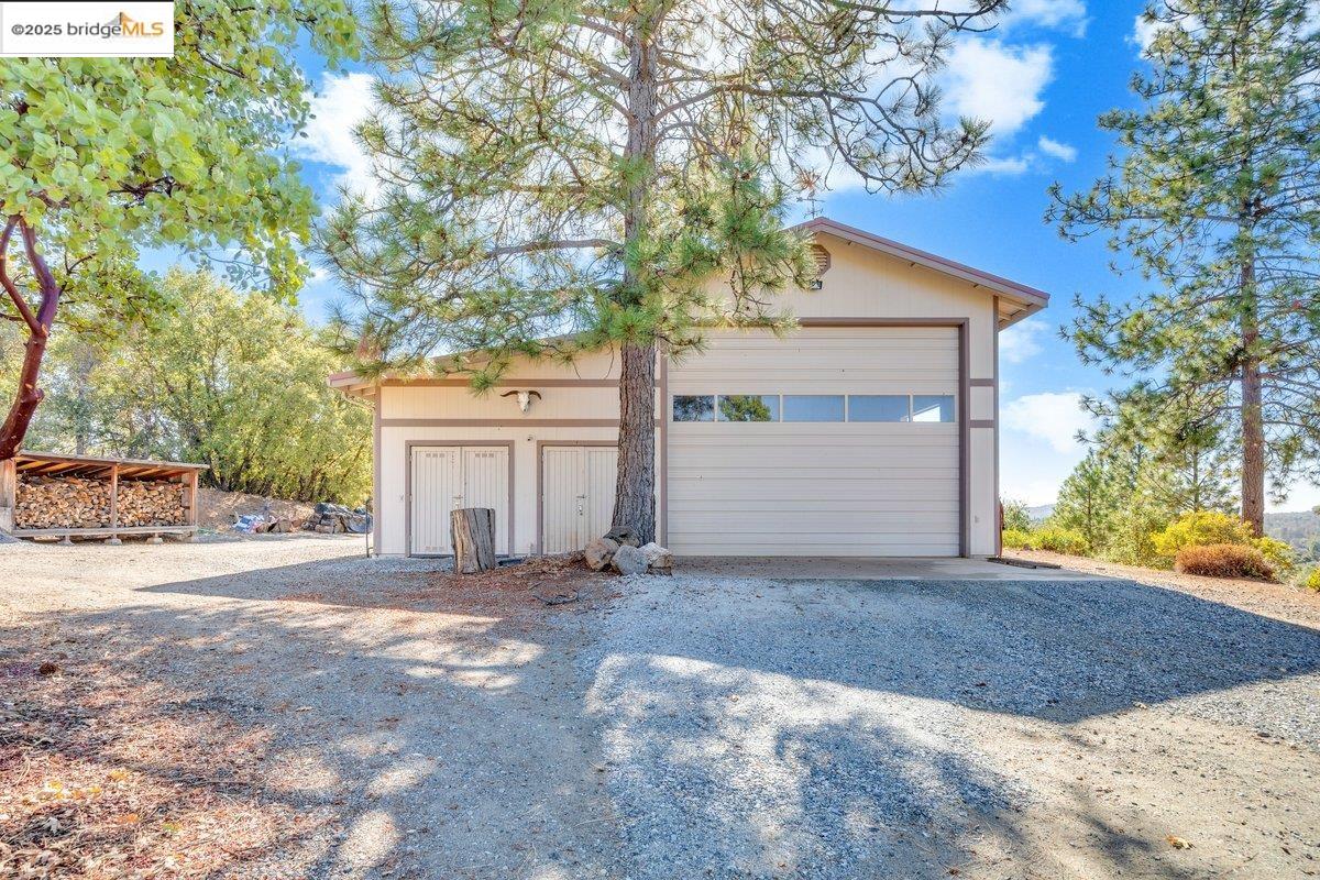 13700 Clements Road Groveland, CA 95321 - Photo 62 of 93 View of detached garage