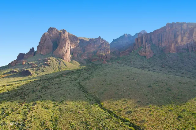 $399,990 | 62-xx East Reavis Street, Apache Junction, AZ 85119