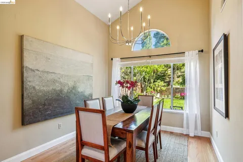 $949,000 | 5362 Saddleback Court, Richmond, CA 94803