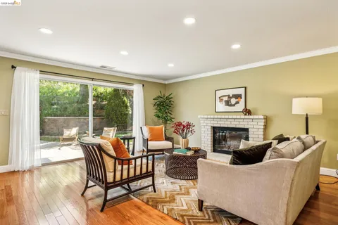 $949,000 | 5362 Saddleback Court, Richmond, CA 94803