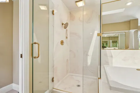 $949,000 | 5362 Saddleback Court, Richmond, CA 94803