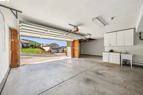 $949,000 | 5362 Saddleback Court, Richmond, CA 94803