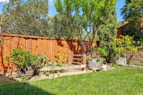 $949,000 | 5362 Saddleback Court, Richmond, CA 94803