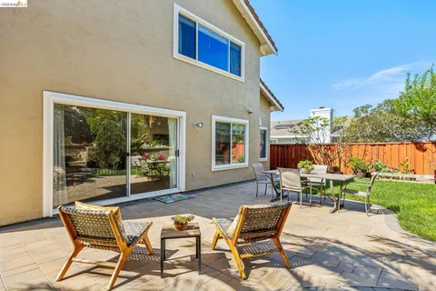 $949,000 | 5362 Saddleback Court, Richmond, CA 94803