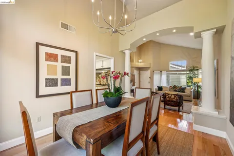$949,000 | 5362 Saddleback Court, Richmond, CA 94803