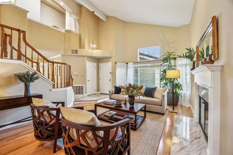 $949,000 | 5362 Saddleback Court, Richmond, CA 94803