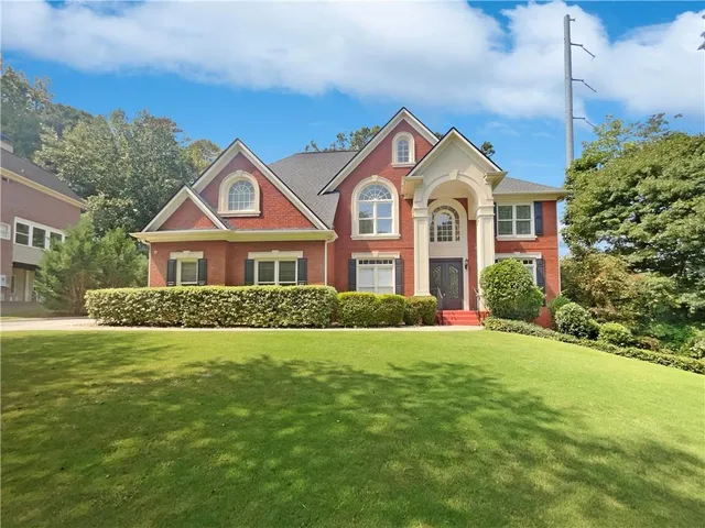 $900,000 | 1900 Chattahoochee Run Drive, Suwanee, GA 30024