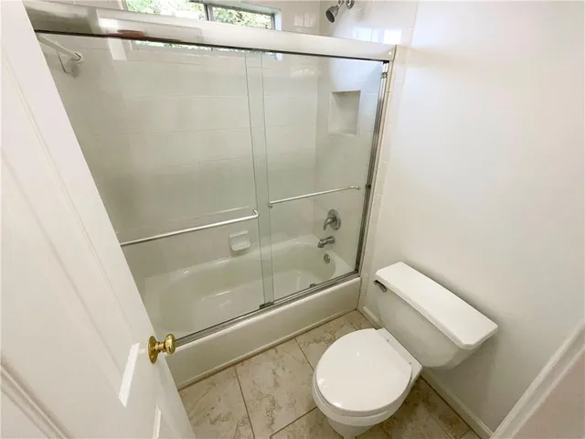 $900,000 | 1900 Chattahoochee Run Drive, Suwanee, GA 30024