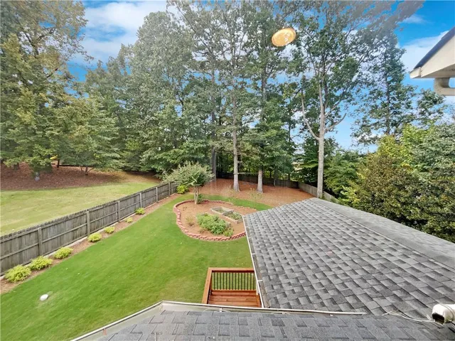 $900,000 | 1900 Chattahoochee Run Drive, Suwanee, GA 30024