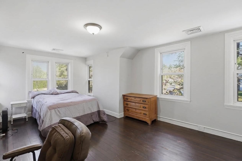 66 High Street Northbridge, MA 01588 - Photo 20 of 31