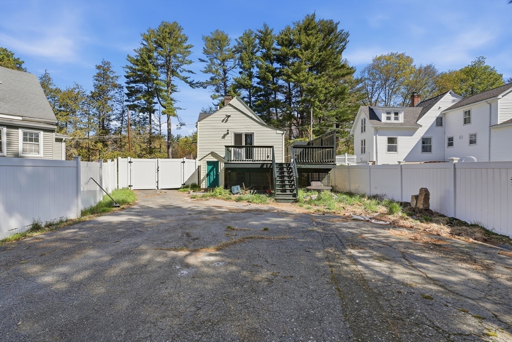 66 High Street Northbridge, MA 01588 - Photo 28 of 31