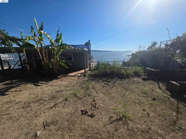 $519,000 | 40 Sandy Beach Road, Vallejo, CA 94590