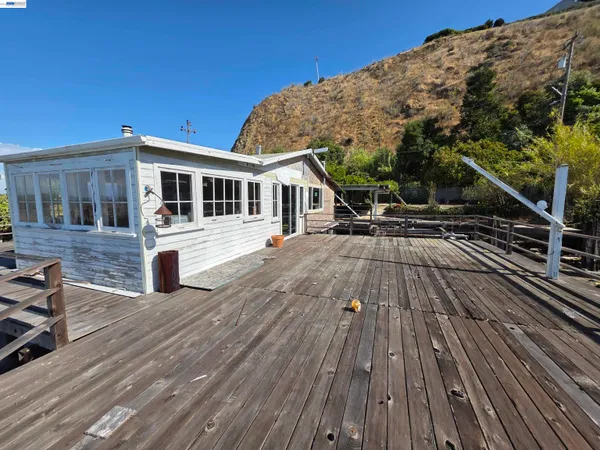 $509,000 | 40 Sandy Beach Road, Vallejo, CA 94590