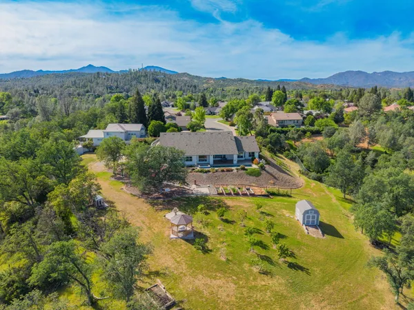 $1,275,000 | 2395 Dartmouth Drive, Redding, CA 96001