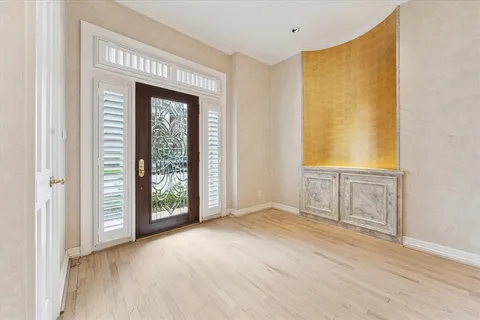 an empty room with window