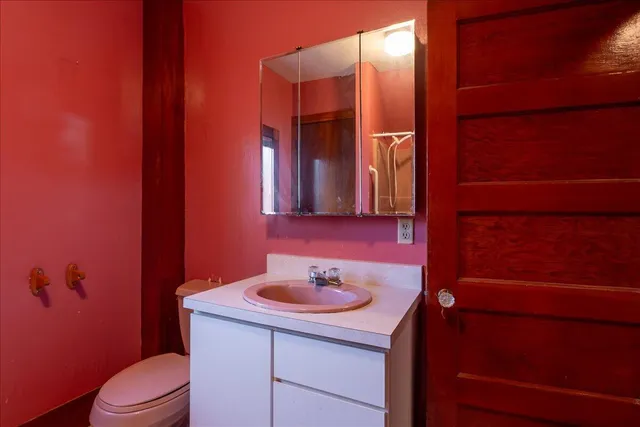 $325,000 | 9 Franklin Street, Rockland, ME 04841