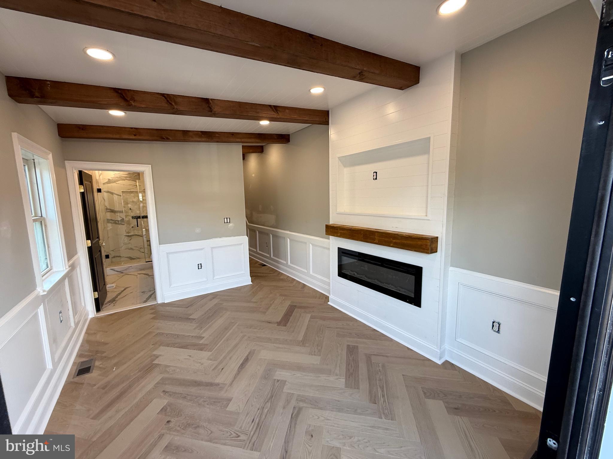 422 11th Street Southeast Washington, DC 20003 - Photo 36 of 51 a view of room