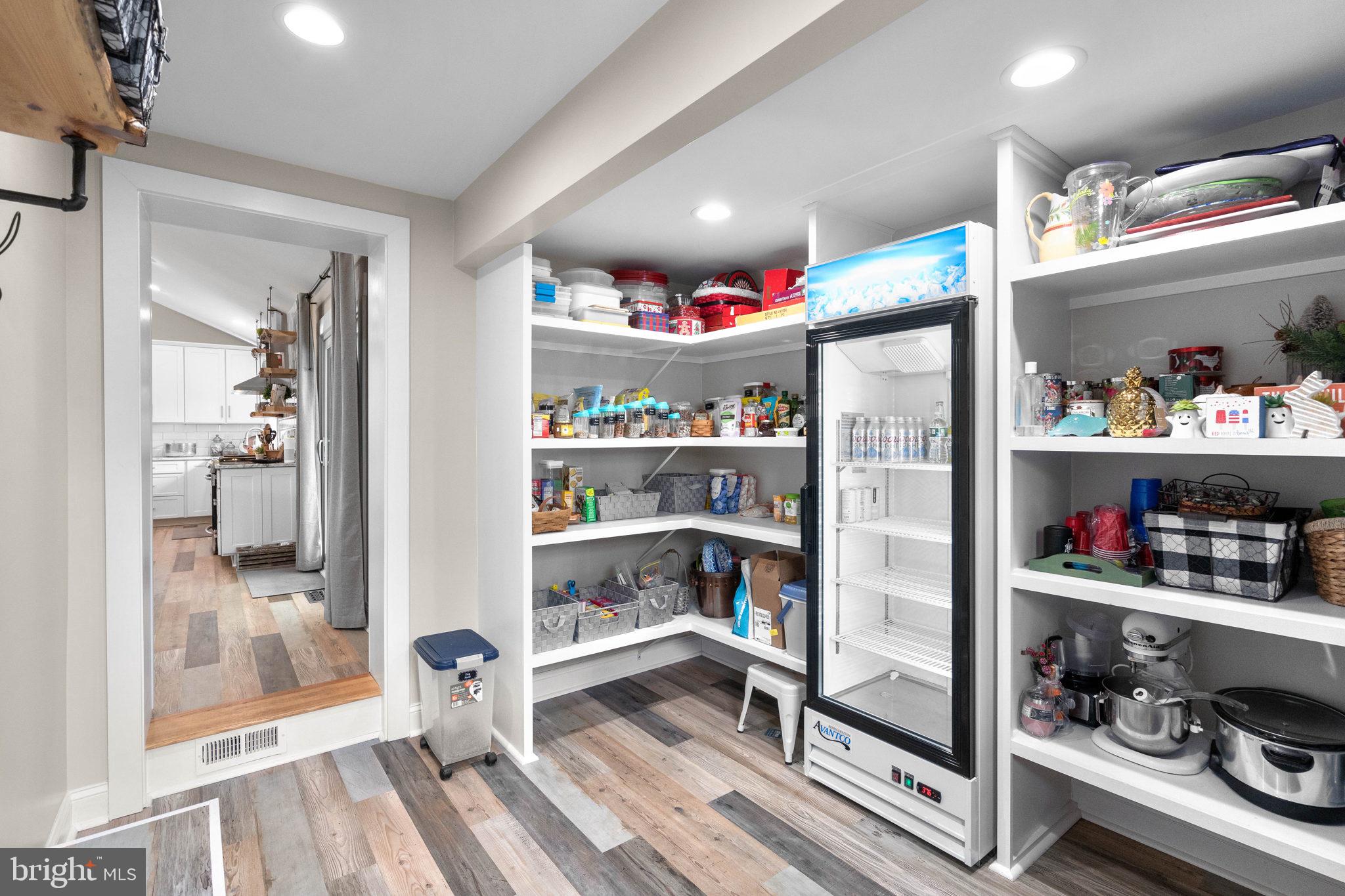 18905 Willow Grove Road Olney, MD 20832 - Photo 13 of 40 Gallery Image 13