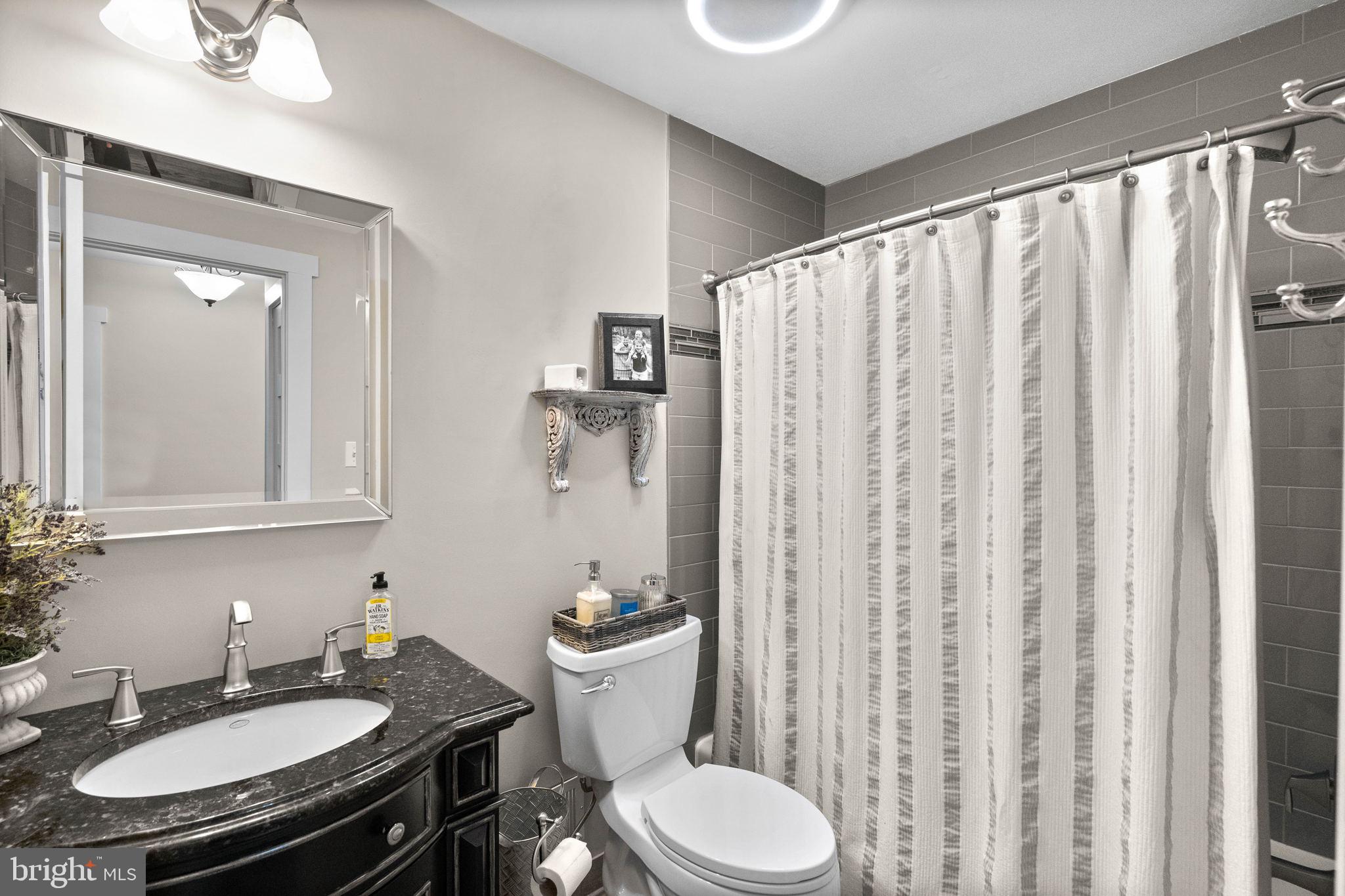 18905 Willow Grove Road Olney, MD 20832 - Photo 20 of 40 Gallery Image 20