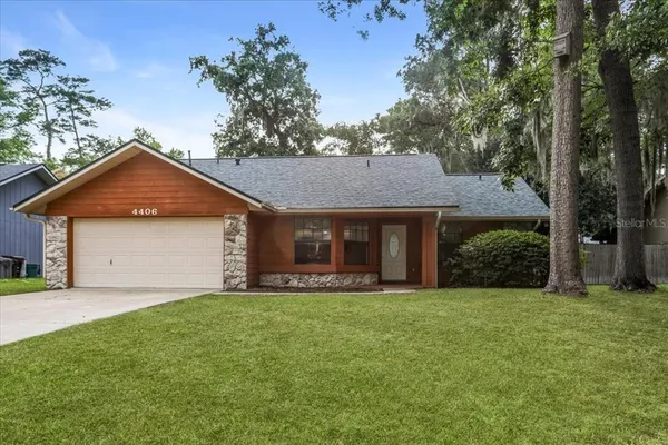 $305,000 | 4406 Northwest 60th Terrace, Gainesville, FL 32606