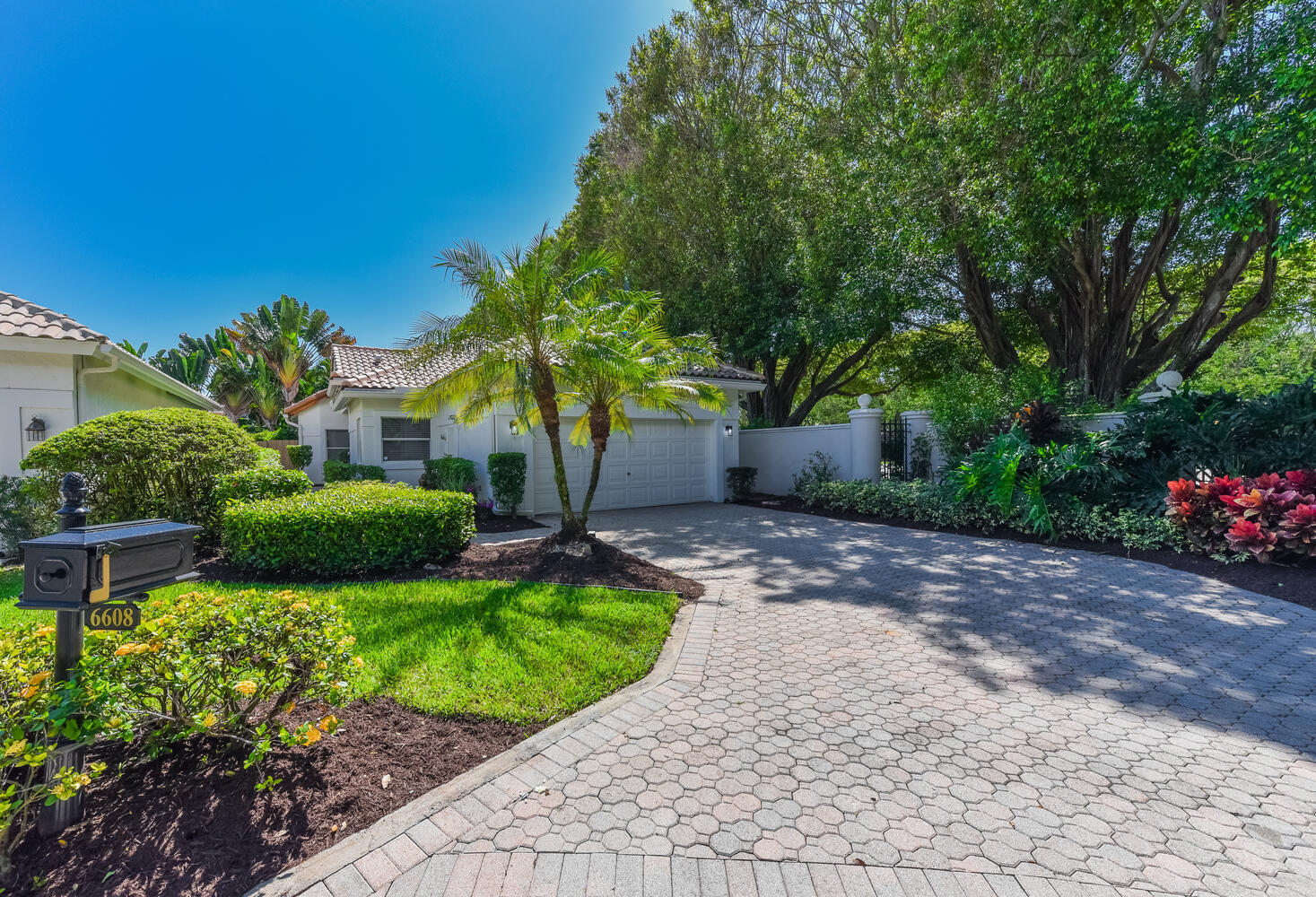 6608 NW 27th Ave Boca Raton FL-large-001