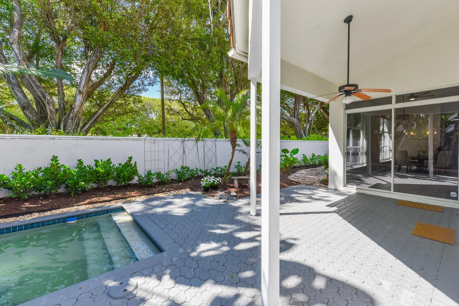 6608 Northwest 27th Avenue Boca Raton, FL 33496 - Photo 27 of 29 6608 NW 27th Ave Boca Raton FL-large-027