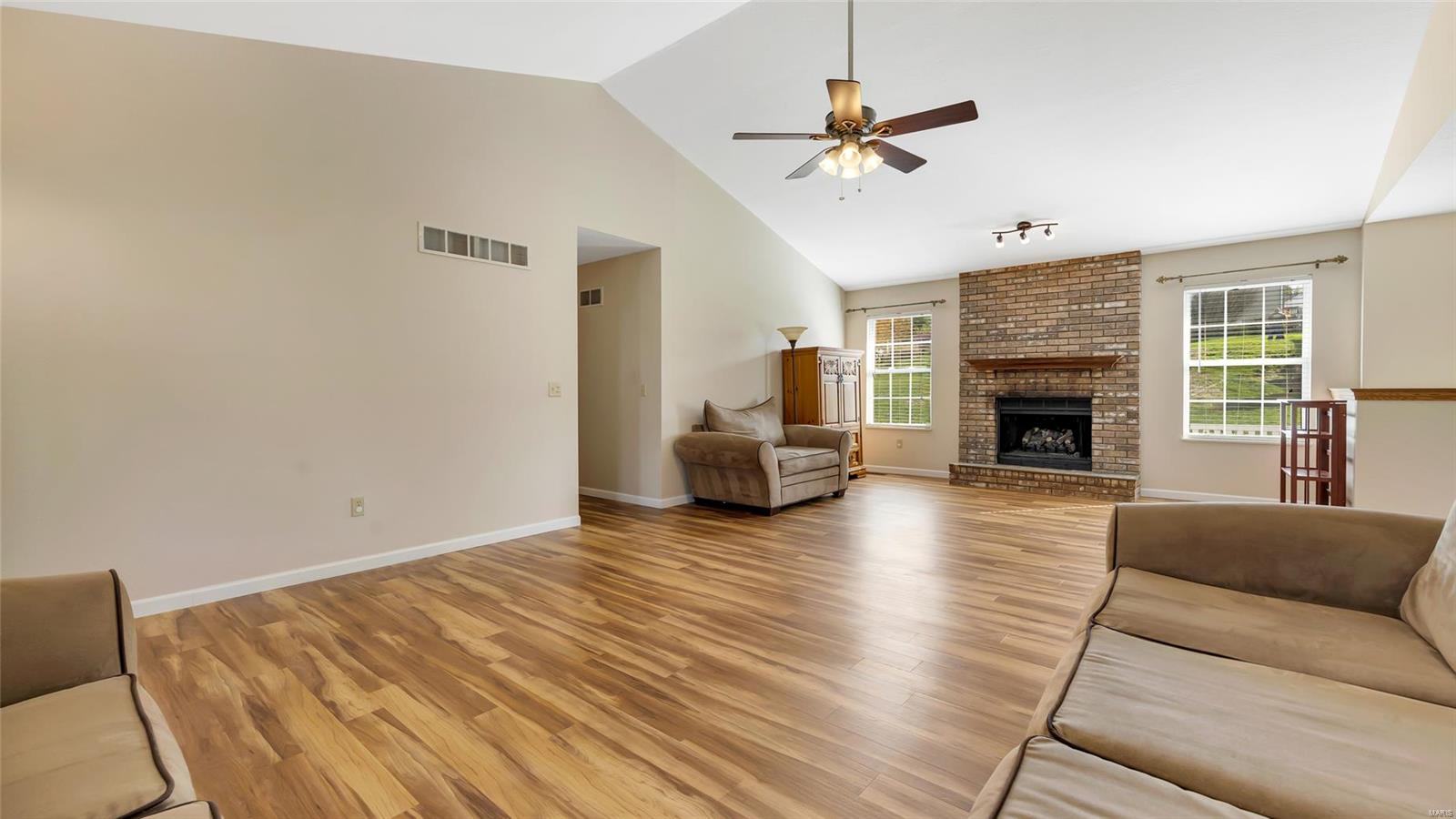 110 North Riebeling Street Columbia, IL 62236 - Photo 5 of 52 Gallery Image 5