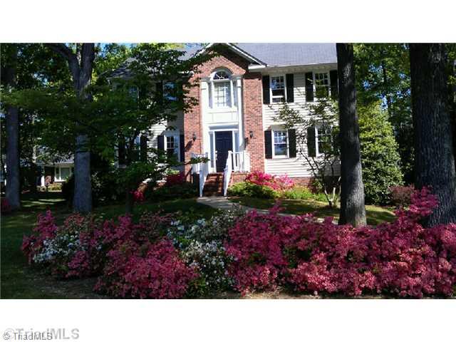 5205 Mountain View Road Winston-Salem, NC 27104 - Photo 1 of 16 Exterior Front.