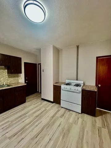 $3,400 | 417-419 Ferry Street, Unit 2, Everett, MA 02149