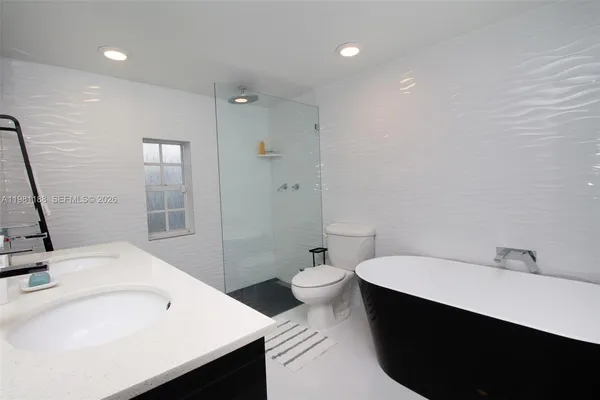 $1,695,000 | 2727 Calusa Street, Miami, FL 33133