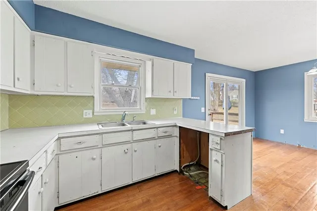 $250,000 | 332 Matthews Lane, Gower, MO 64454