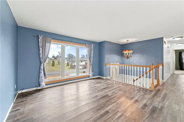 $250,000 | 332 Matthews Lane, Gower, MO 64454