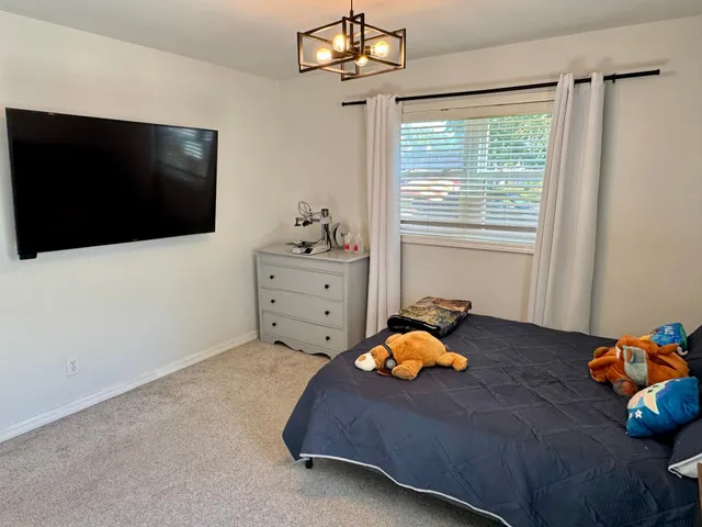 $249,900 | 704 South 12th Street, Olivia, MN 56277