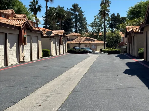 $239,900 | 1365 Crafton Avenue, Unit 1089, Mentone, CA 92359