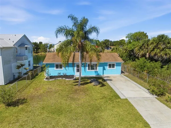 $374,400 | 3243 Azalea Drive, Hernando Beach, FL 34607