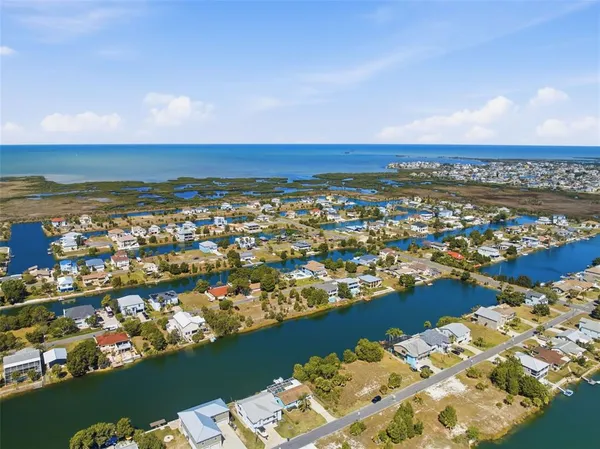 $374,400 | 3243 Azalea Drive, Hernando Beach, FL 34607