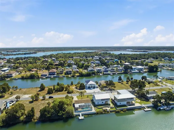 $374,400 | 3243 Azalea Drive, Hernando Beach, FL 34607