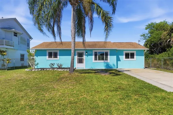 $374,400 | 3243 Azalea Drive, Hernando Beach, FL 34607