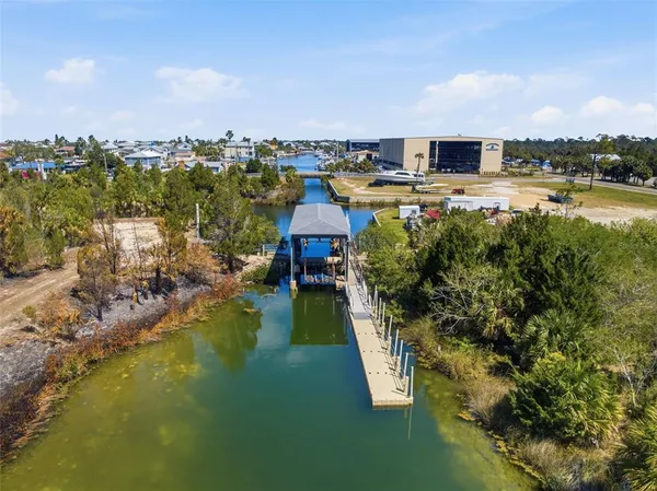 $374,400 | 3243 Azalea Drive, Hernando Beach, FL 34607