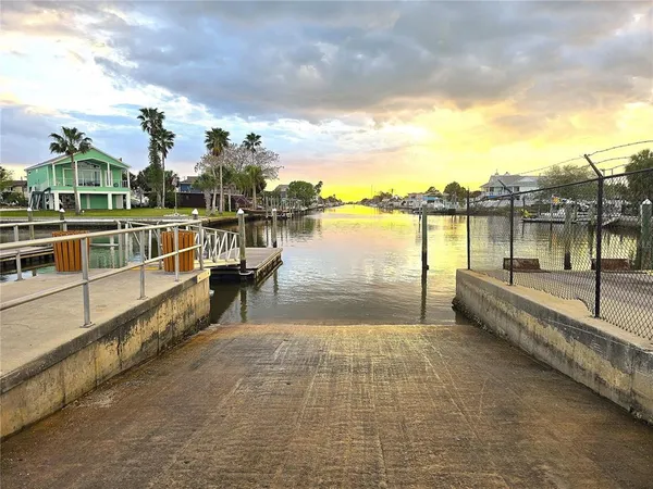 $374,400 | 3243 Azalea Drive, Hernando Beach, FL 34607