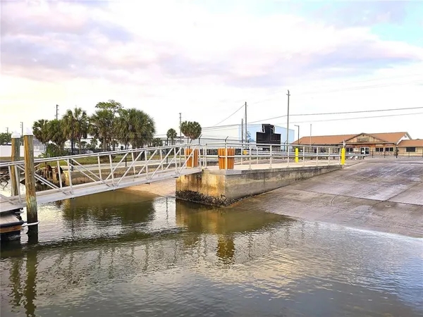 $374,400 | 3243 Azalea Drive, Hernando Beach, FL 34607